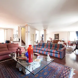 ** Bed and breakfast La Gare Italia